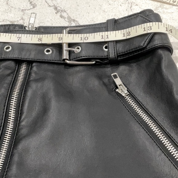 FOREVER 21 BKIRT SHORT - Picture 6 of 10